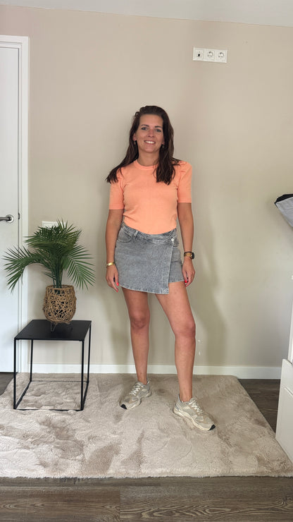 TOP POF JACKIE PEACH